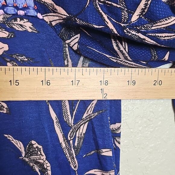 Anthropologie XS Blue Indigo Embroidered Floral Print Relaxed Blouse - Picture 7 of 7